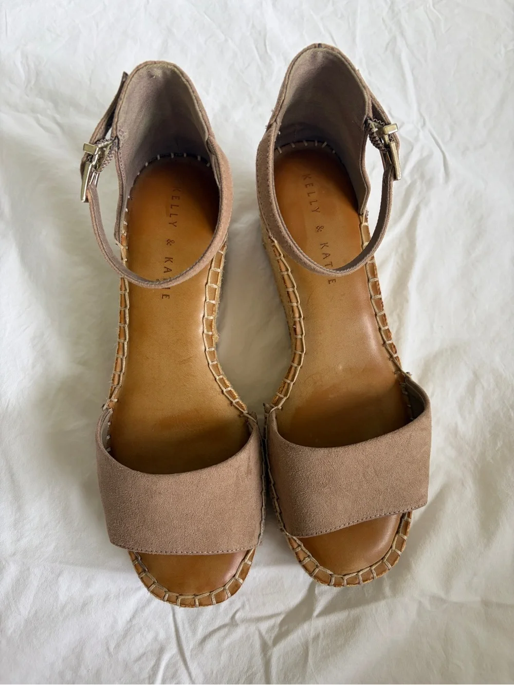 Kelly & Katie Espadrille Platform Sandal in Taupe